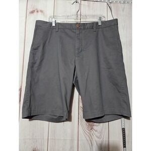 Tommy Bahama Men's 38 Gray Flat Front Casual Chino‎ Shorts